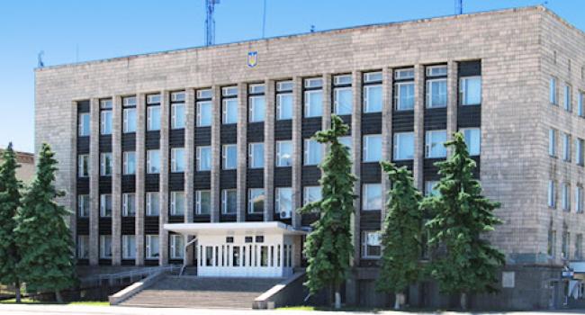 Кременчуцька районна рада скликає позачергову сесію: у порядку денному — бюджет, прокуратура та звернення до уряду