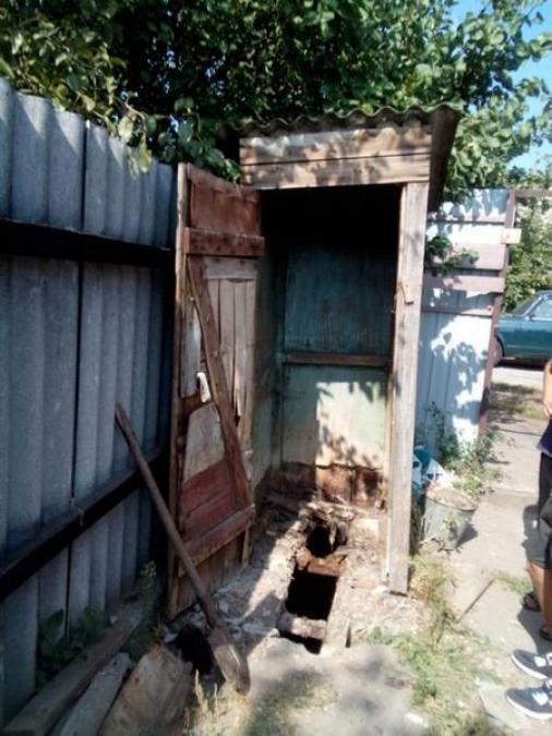 Пропавшего ребенка обнаружили утонувшим в туалете