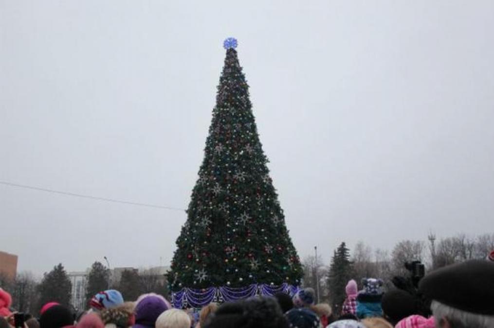 Городскую елку уберут уже к концу недели