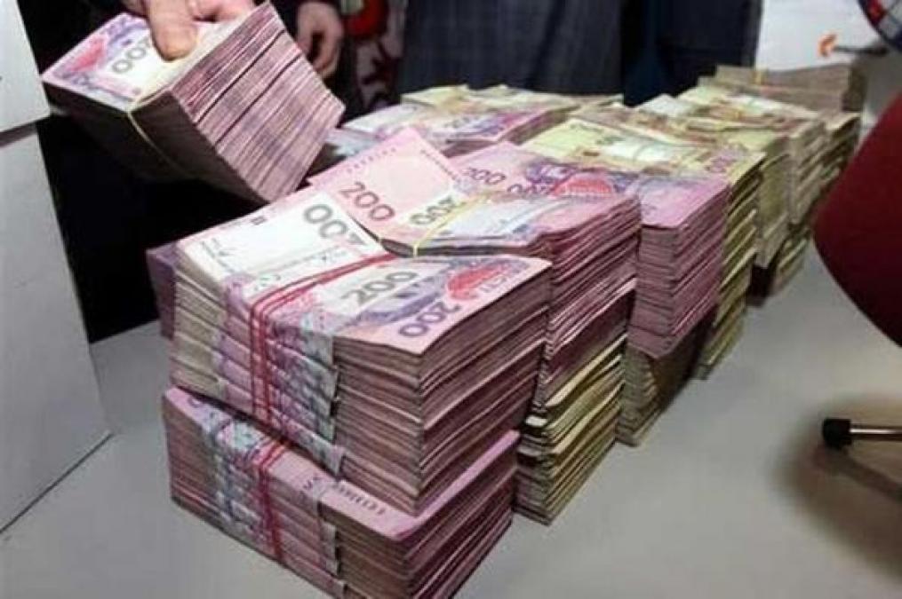 В Кременчуге за взятку 500 тыс грн задержан налоговик