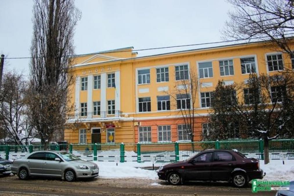 Кабмин готов выделить деньги на реконструкцию бывшей школы №14 под ЦПАУ