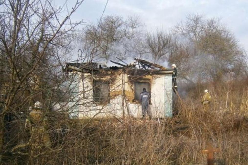 На Полтавщине при пожаре погиб десятилетний мальчик и его родители