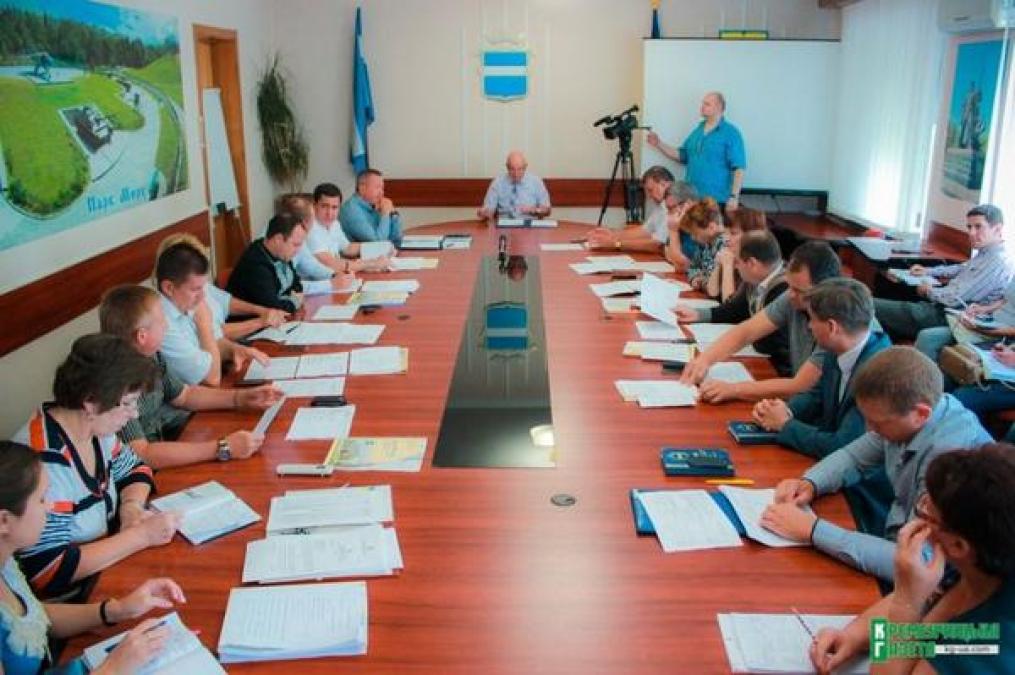 Ивко подписал распоряжение об увольнении Браташа
