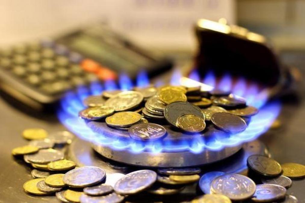 «Подарунки» до Великодня від Кабміну: подорожчають газ і опалення	