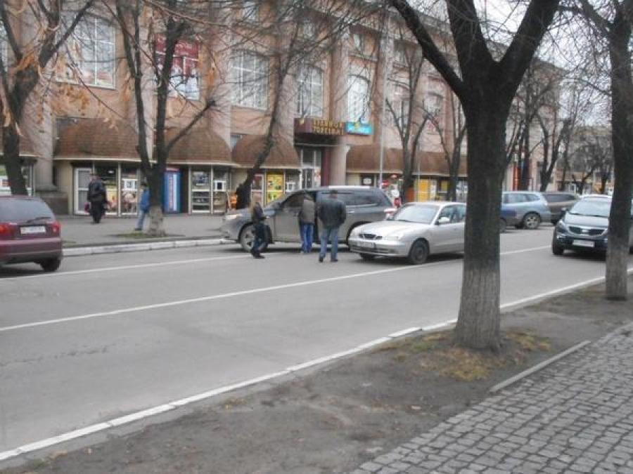Движение по ул. Ленина затруднено 