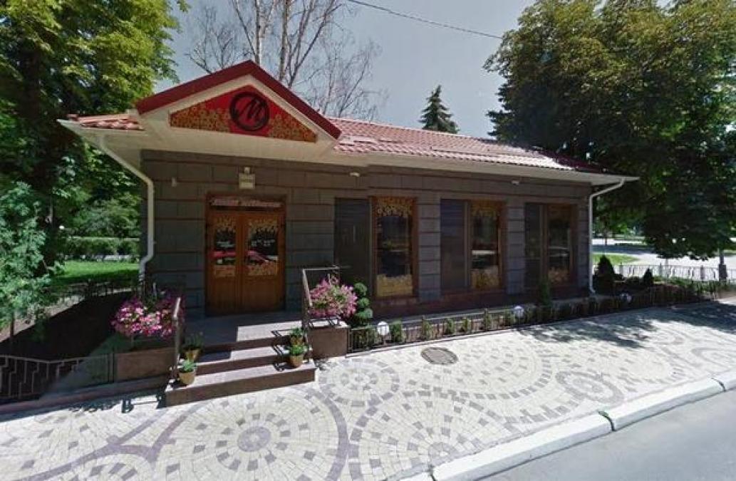 Землю под баром на бульваре Пушкина продадут за 68 тысяч 716 гривень