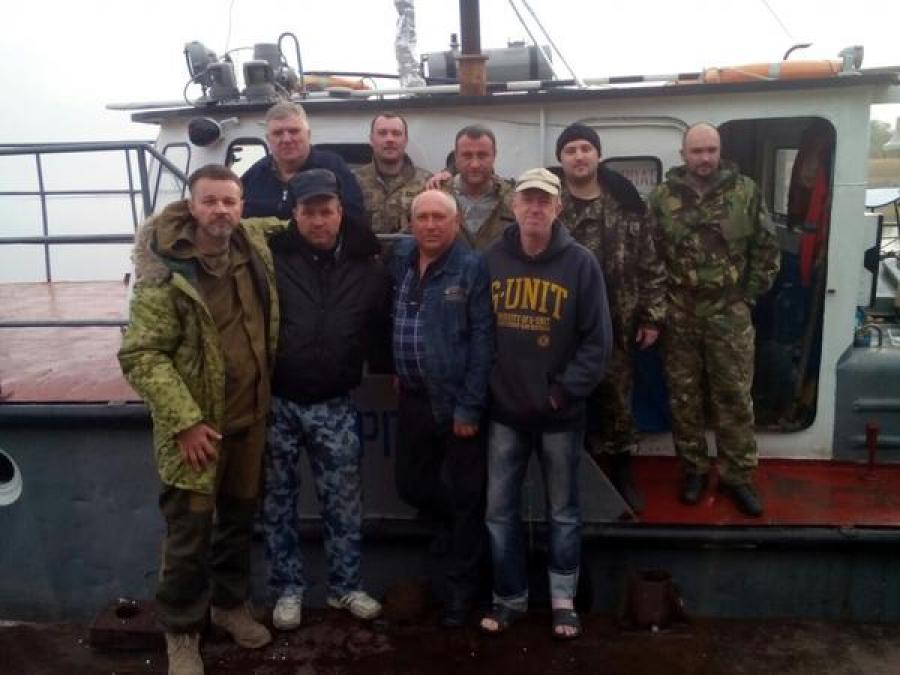 Рыбинспекторы и бойцы АТО спасли днепровых сомов, щук и черепашку