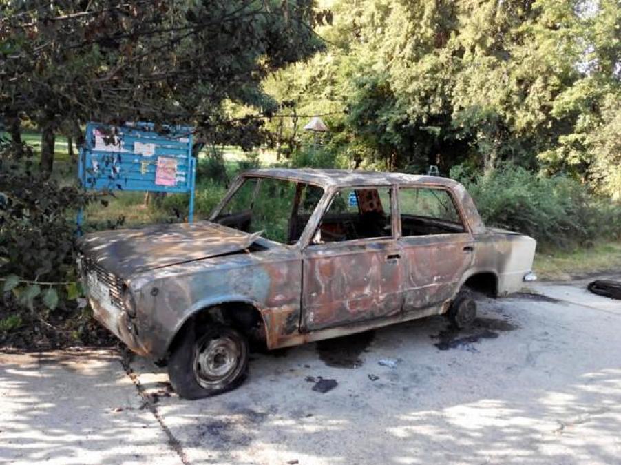 В Горишних плавнях практически сгорел автомобиль