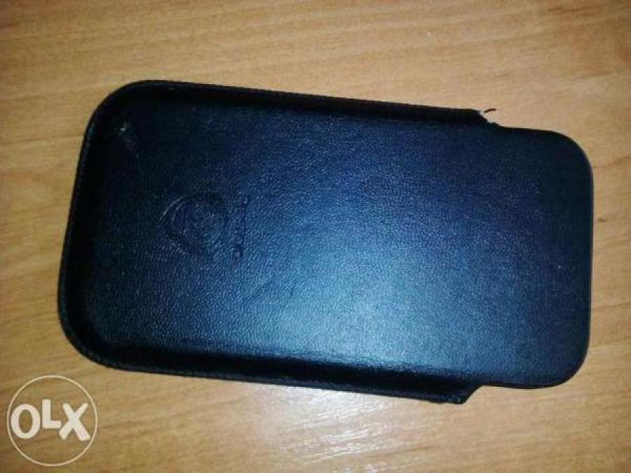 В Кременчуге украли два телефона Prestigio