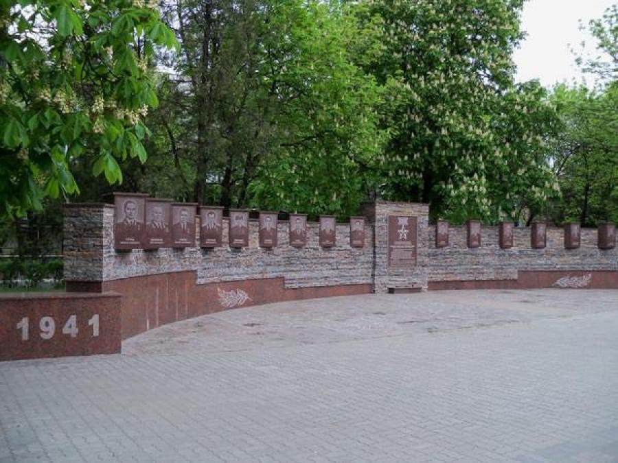 Школьников Кременчуга познакомят с героями города поближе