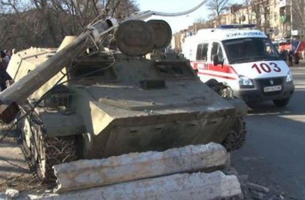 Кременчугские милиционеры забаррикадировались в Константиновке. Дополнено