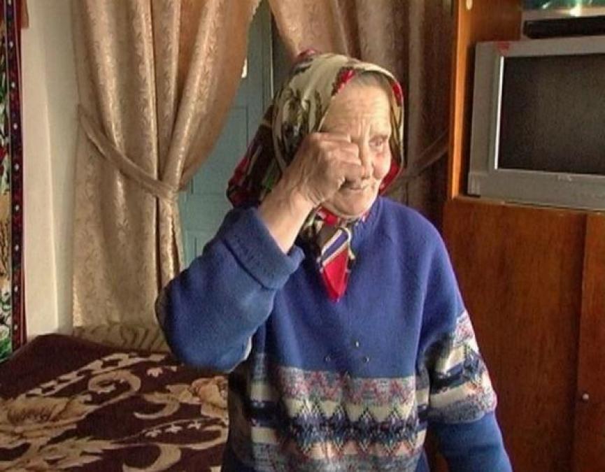 На рынке Кременчуга обокрали пенсионерку