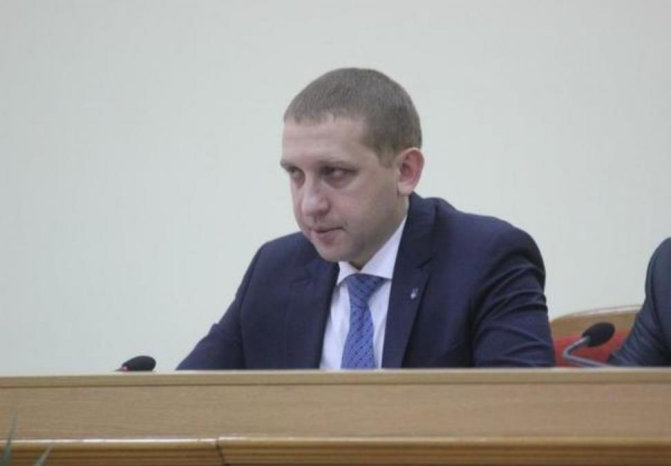 Мэр Малецкий давит на НПЗ через «Приватбанк»