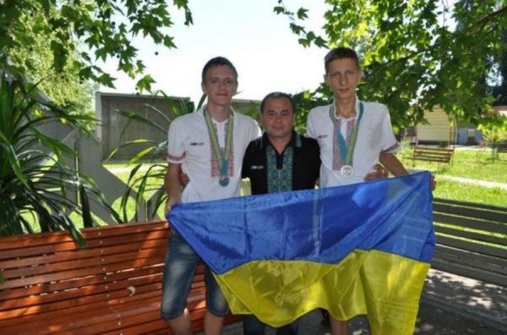 Кременчужане стали одними из сильнейших компьютерных гениев мира