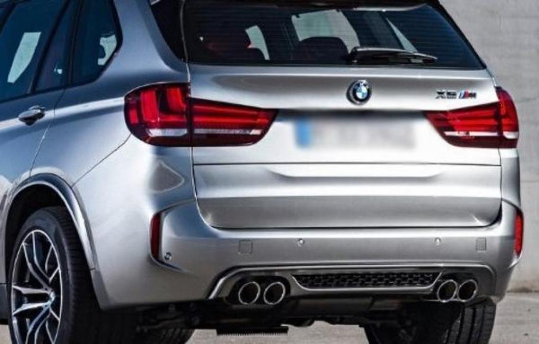 В Кременчуге Mercedes врезался в BMW X5