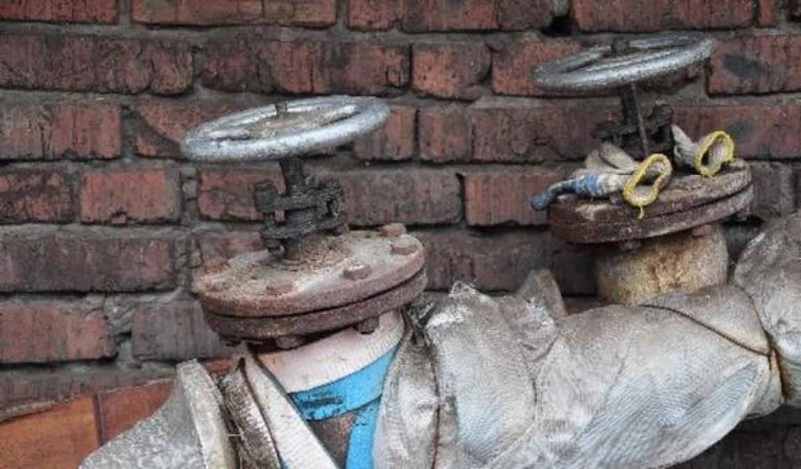 Жители двух жилых домов на Молодежном остались без холодной воды