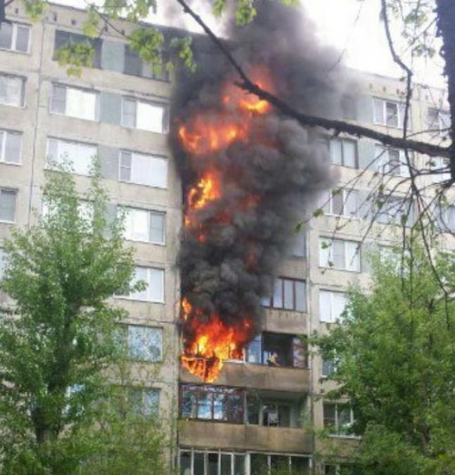 Из-за неосторожного курения в Кременчуге загорелся балкон