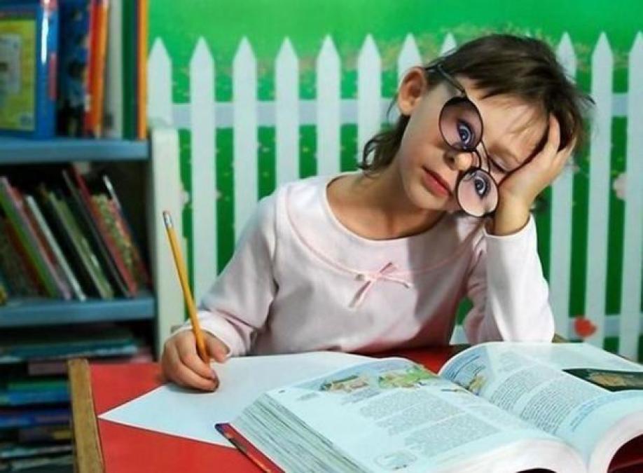 Кременчугские первоклашки будут писать карандашом, и обучаться по новой программе