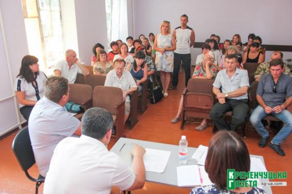 В Кременчуге во 2 школе хотят убрать директора