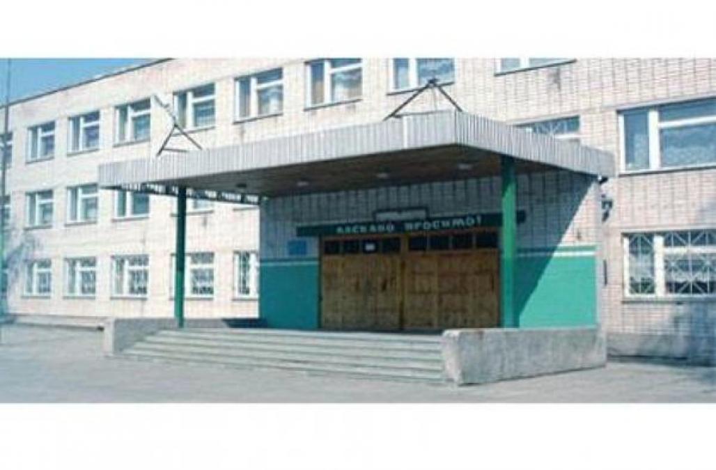 Кременчугские родители в школе №1 устроили пикет