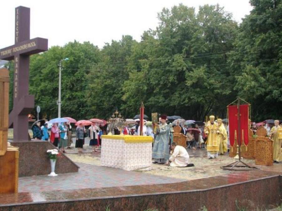 29 августа епископ Федор отслужит на площади Победы божественную литургию