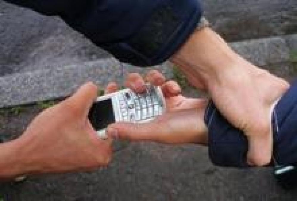 Воры мобильных телефонов действуют быстро
