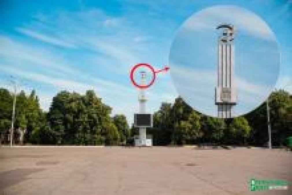 В Кременчуге до 20 апреля «срежут» серп и молот на площади Независимости