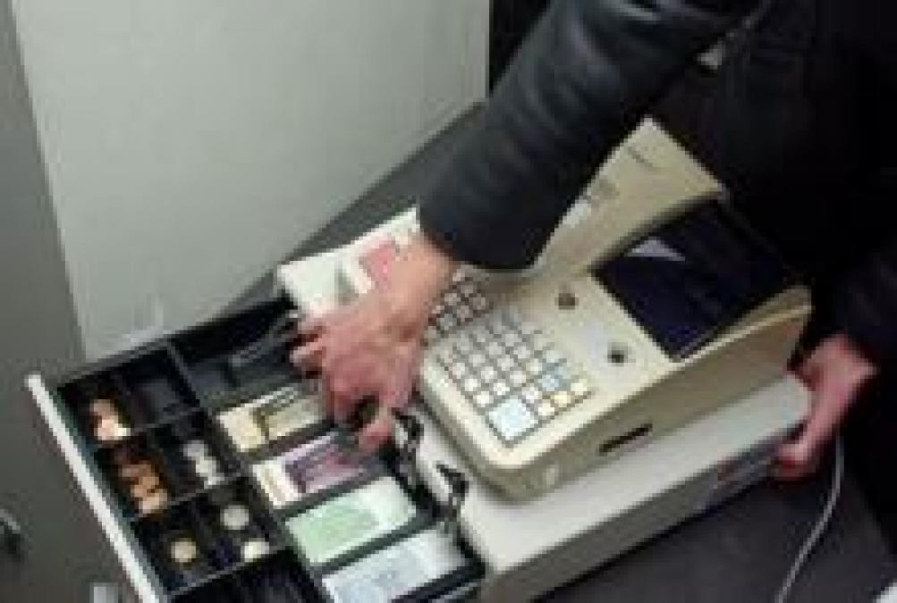 В Кременчуге совершено разбойное нападение на обувной магазин