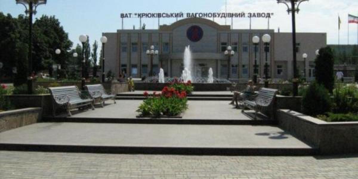 За год кризиса с вагонного завода уволилось около 3 тыс. человек