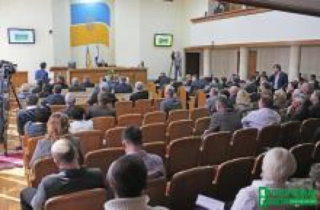Перерыв в работе сессии горсовета продлится до вторника