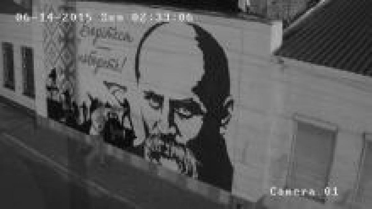 Камера видеонаблюдения зафиксировала вандала