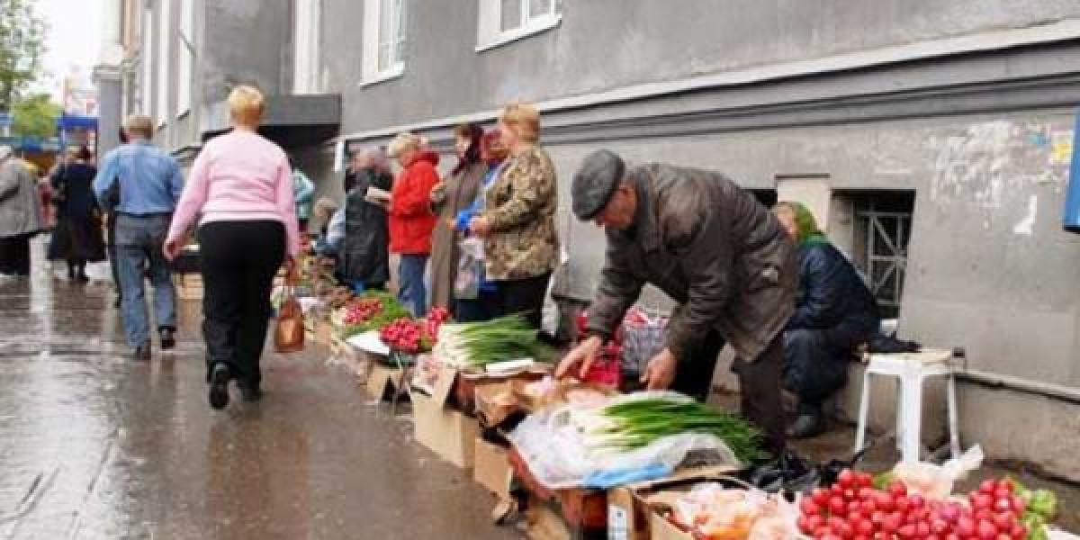 Борьба с незаконной торговлей в Кременчуге продолжается