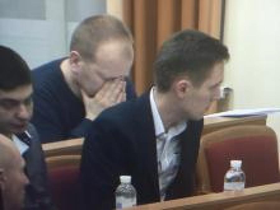 Головач на сессии горсовета устроил молебен? 