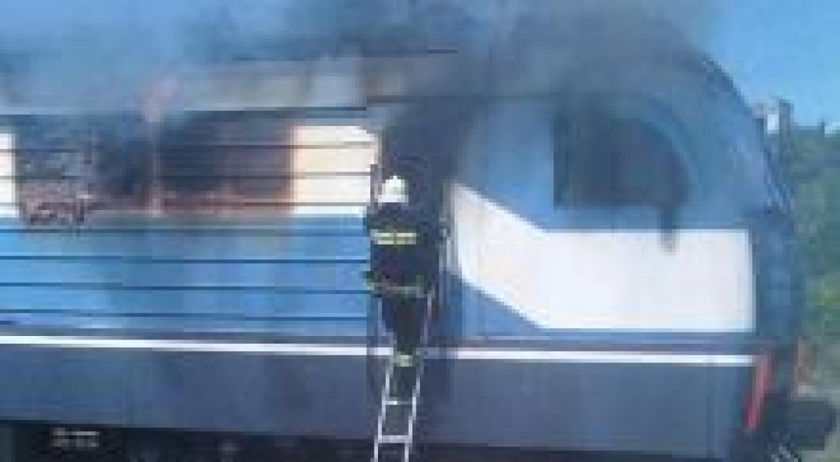 В Кременчуге в электровозе возник пожар