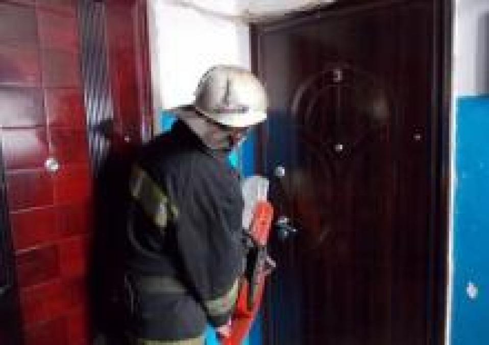 Кременчугские спасатели дважды вскрывали двери квартир