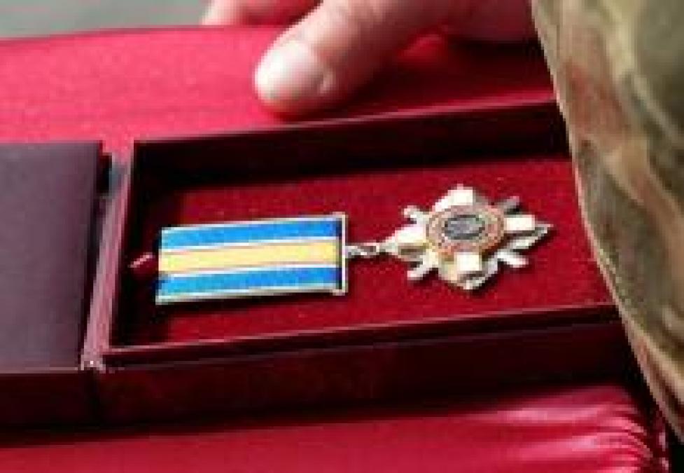 Президент наградил двоих кременчужан орденом «За мужество»