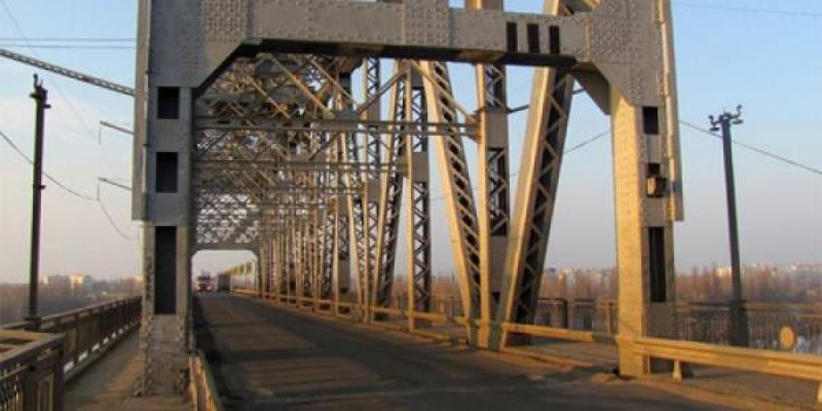 17 и 18 февраля будет ограничено движение транспорта по Крюковскому мосту