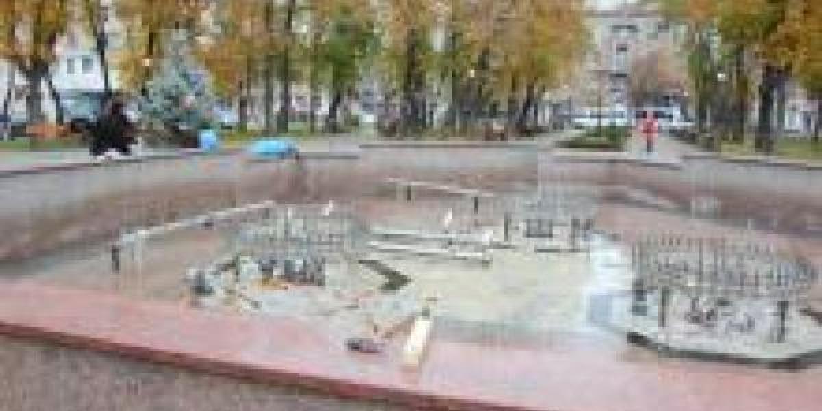 Кременчугский музыкальный фонтан готовят к «зимовке» 