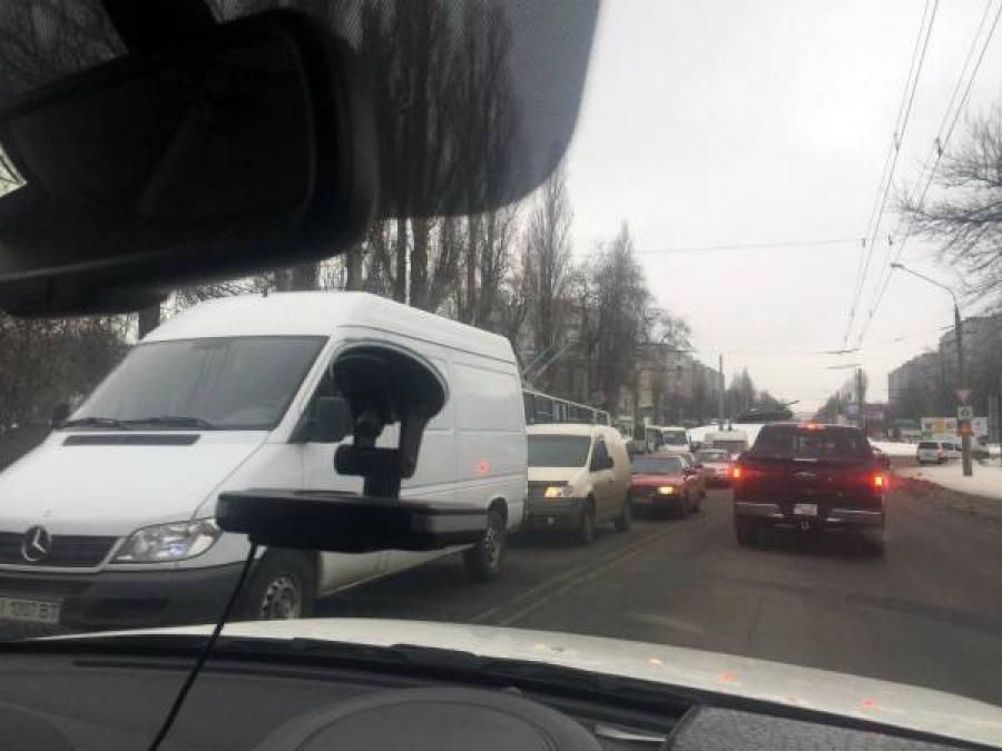На пивзаводовском мосту – затор