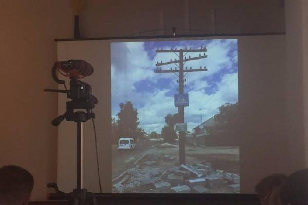 Допотопный столб встречает гостей Кременчуга в Крюкове
