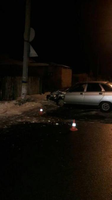 В Кременчуге автомобилисты «косят» электроопоры