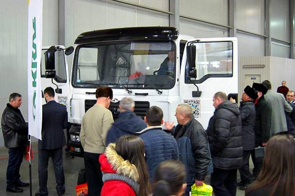 КрАЗ на международной выставке покорил аграриев