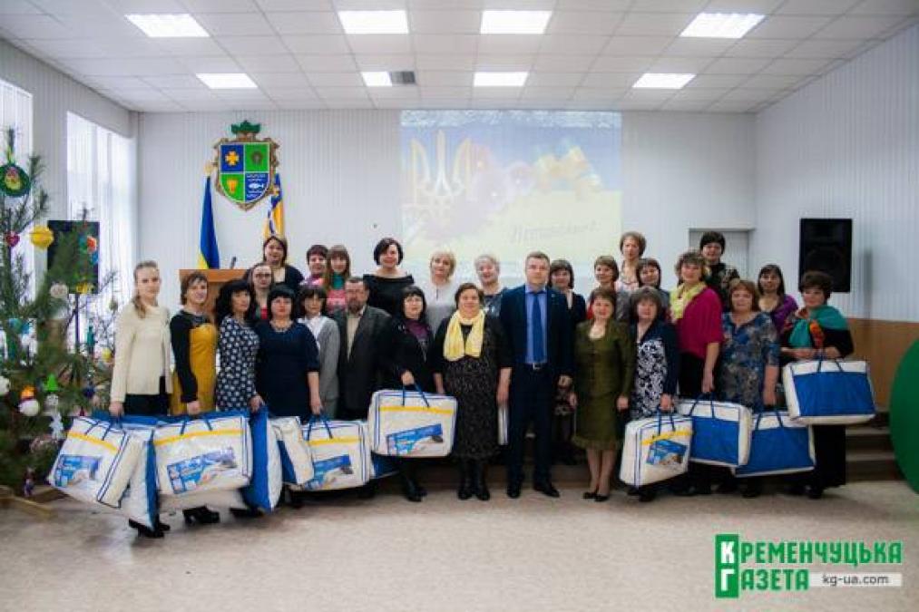 21 лучший учитель Кременчугского района не остались без подарка от нардепа Жеваго