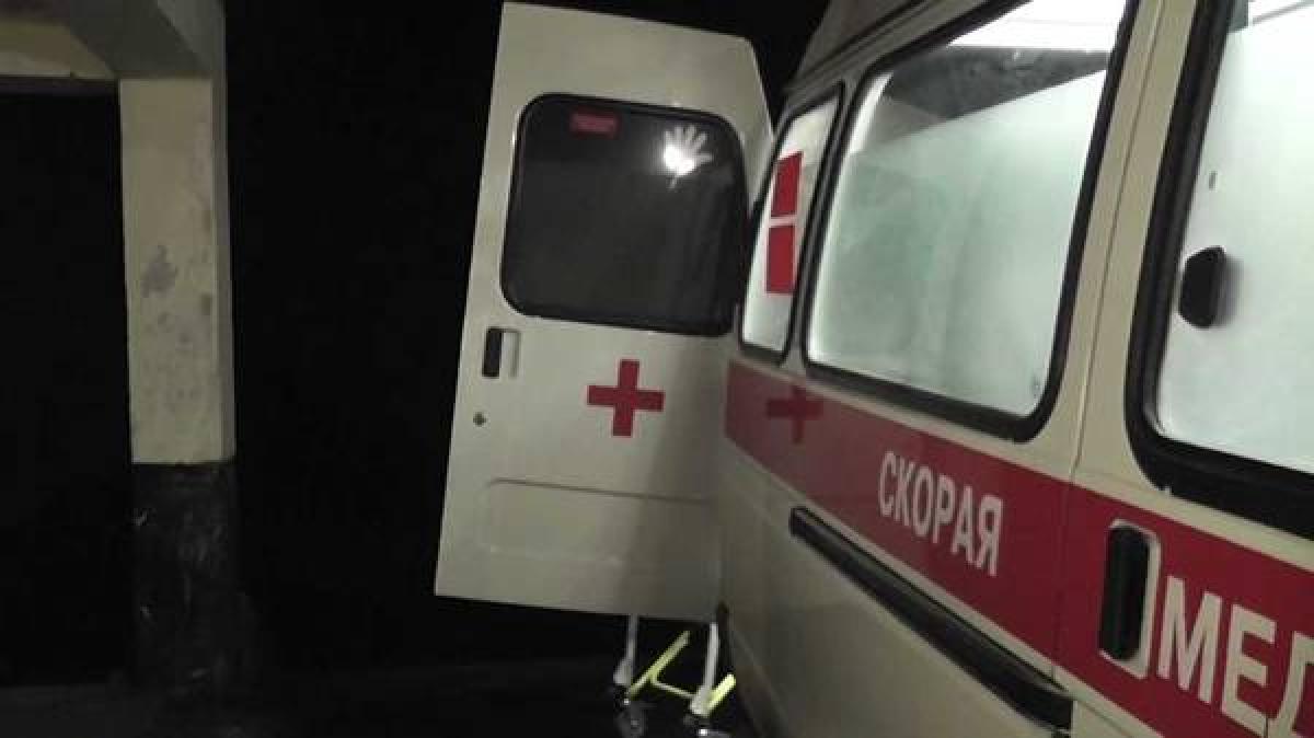 По словам возмущенной кременчужанки, ни диспетчера, ни медработники скорой помощи не спешат оказывать помощь потерпевшим. 