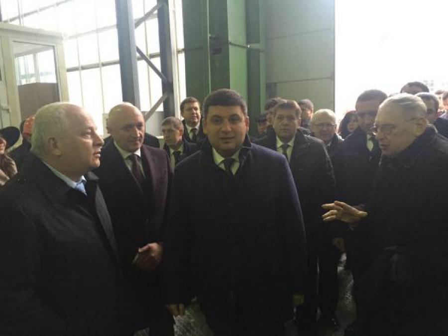 Приходько провел для Гройсмана экскурсию