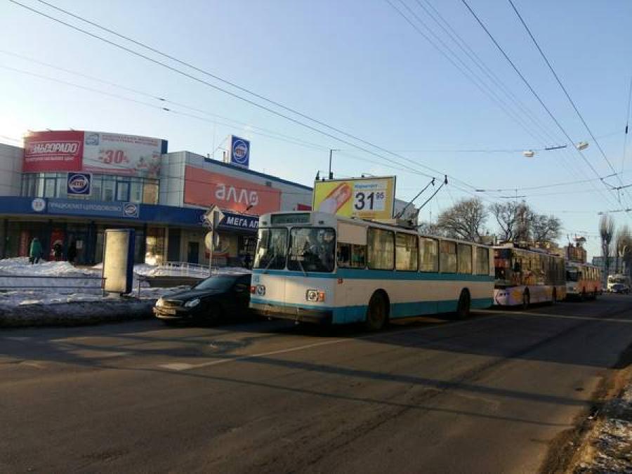 В Кременчуге остановились троллейбусы