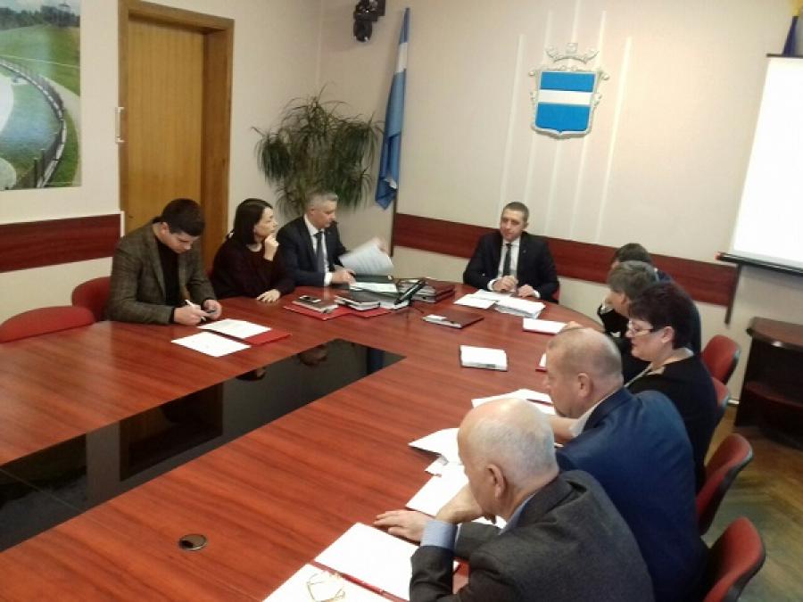 На засіданні міськвиконкому визначили доцільність придбання будівлі «Укрсоцбанку»