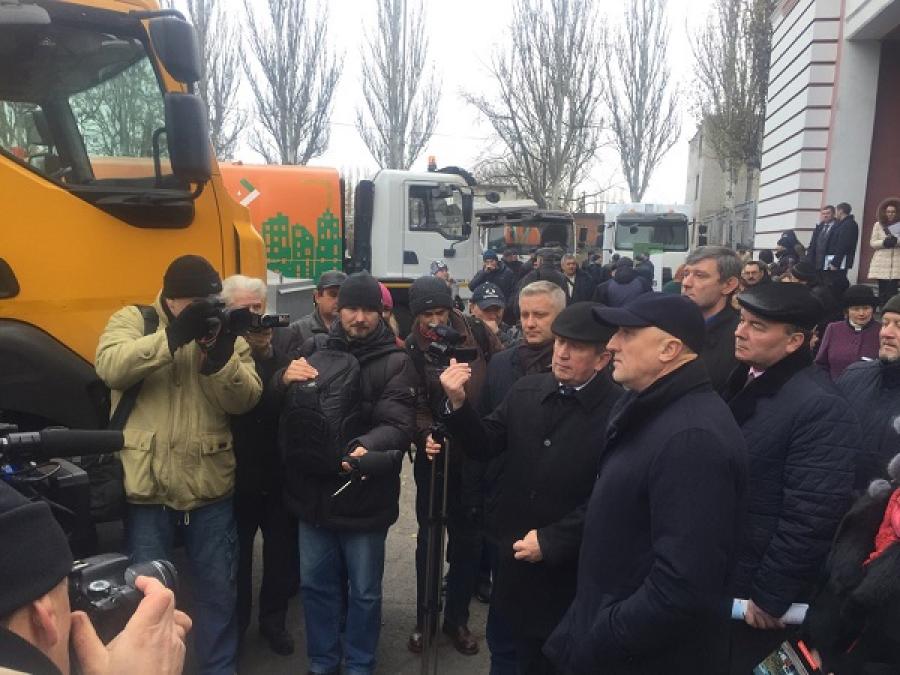 Губернатор Головко пообещал разобраться с проблемой частичного отсутствия тепла в нескольких десятках домов Кременчуга