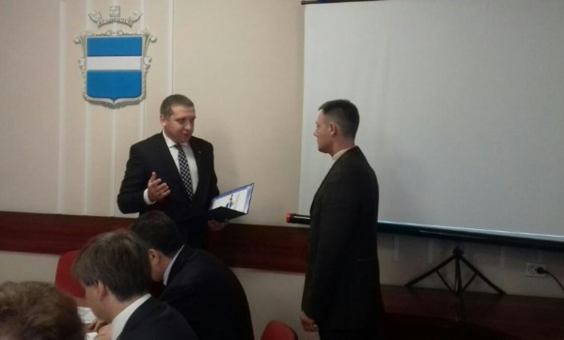 Екс-керівнику КП «Спецсервіс Кременчук» за хорошу роботу мер виписав подяку