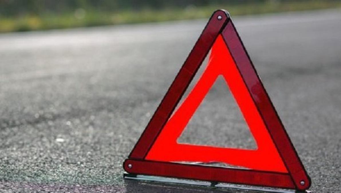 В районі електростанції ДТП: зіткнулися два мікроавтобуси і легковик